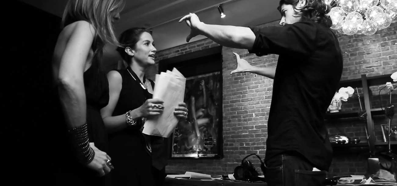 pls pls me editorial