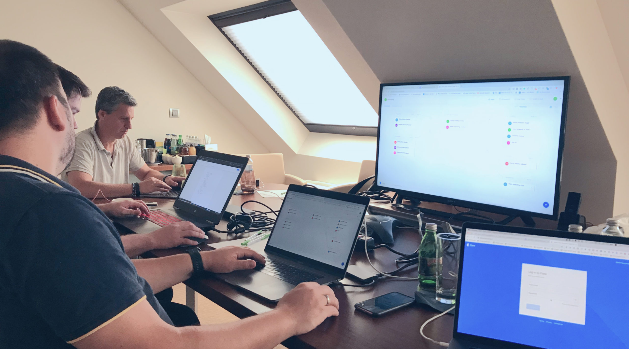 clara platform scaled 1